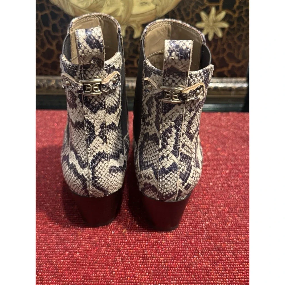 Sam Edelman Ashtyn Womens 6 Snake Print Chelsea Ankle Boots Square Toe